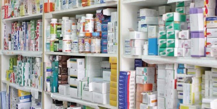 برخورد با داروخانه های متخلف درگشت صیانت از حقوق عامه