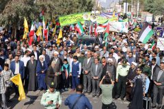 برگزاری تصاویر راهپیمایی ۱۳ آبان با حضور پرشور دانش آموزان، مسئولین و عموم مردم