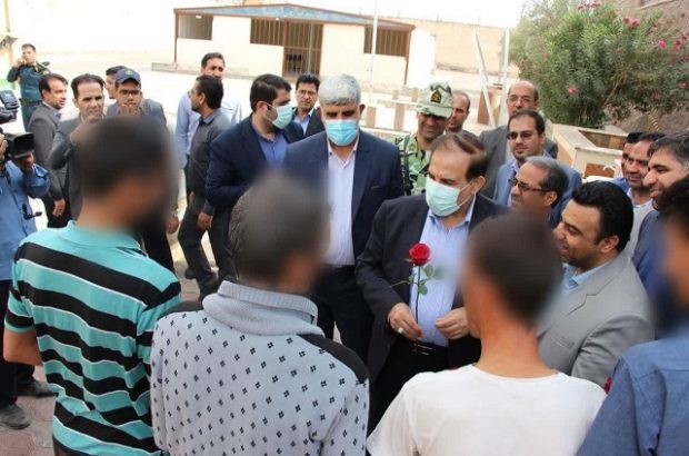 همزمان با سفر رئیس قوه قضاییه به کرمان ۵ زندانی شهرستان رفسنجان آزاد شدند