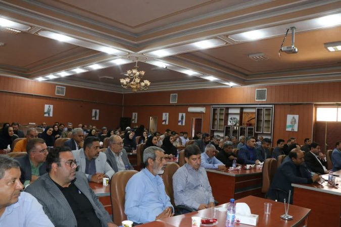 جلسه ساماندهی مجتمع‌های خدمات رفاهی بین‌راهی رفسنجان برگزارشد