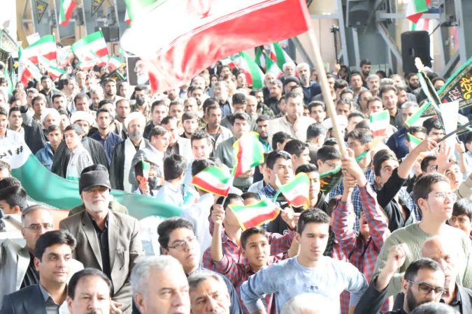 طنین فریاد استکبارستیزی در دیار فاتحان اروند /اجتماع باشکوه دانش‌آموزان رفسنجانی در یوم‌الله ۱۳ آبان