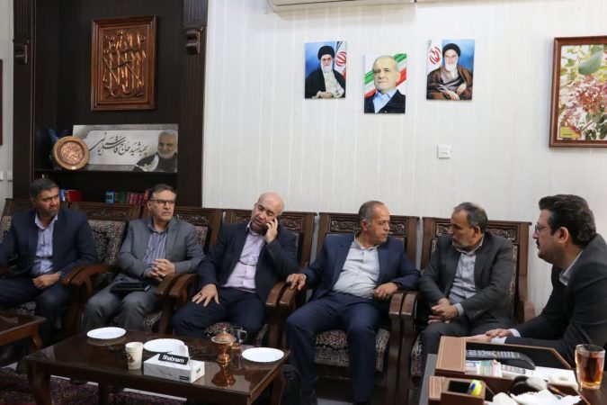 بررسی مشکلات آنتن‌دهی همراه اول در رفسنجان / توافق بر نصب چهار دکل جدید